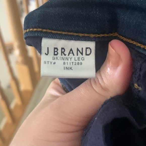 J BRAND Skinny Leg - Picture 4 of 4
